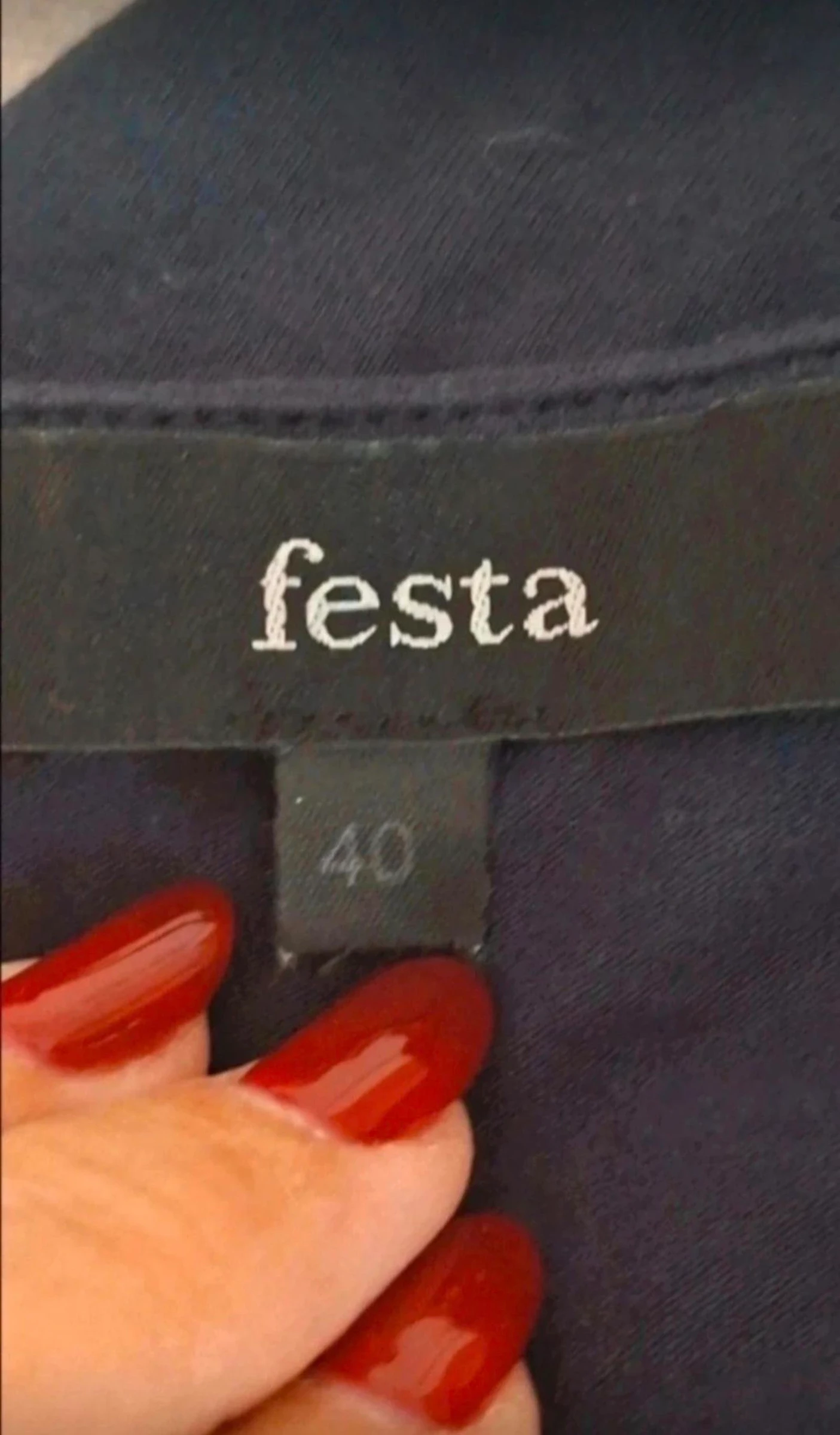 Camiseta feminina, manga curta, listrada, tamanho 40 – photo 4